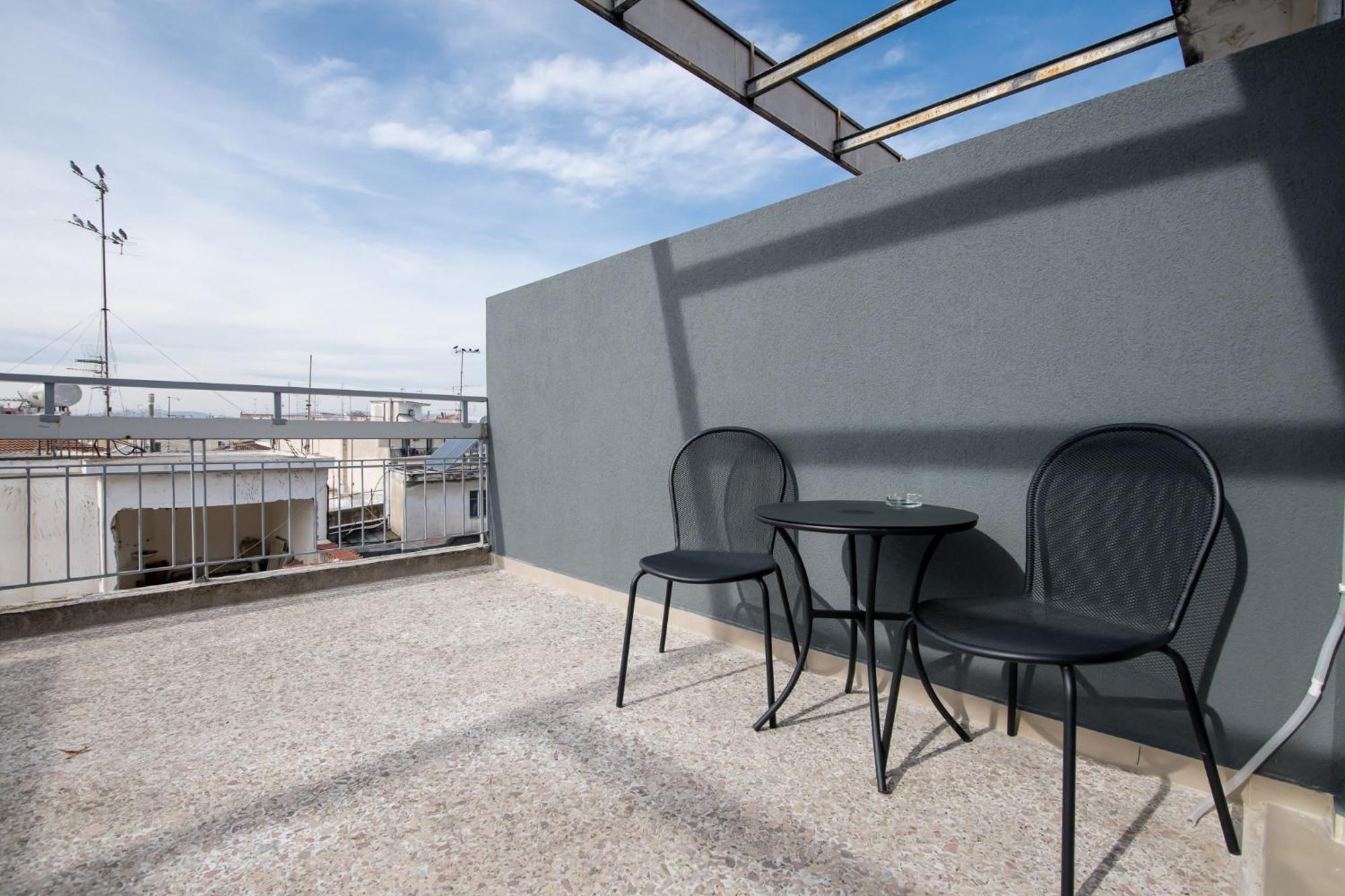 Luxury Central Apartment 6,1 Larissa Exterior foto